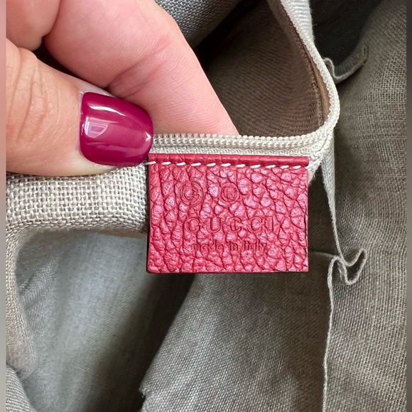 Gucci GG Canvas Red Medium Bree Tote - Picture 7 of 16